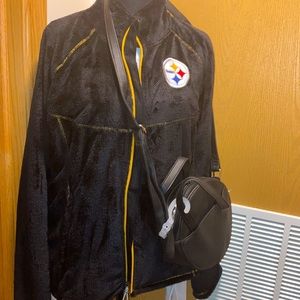 New black cross body nice size.